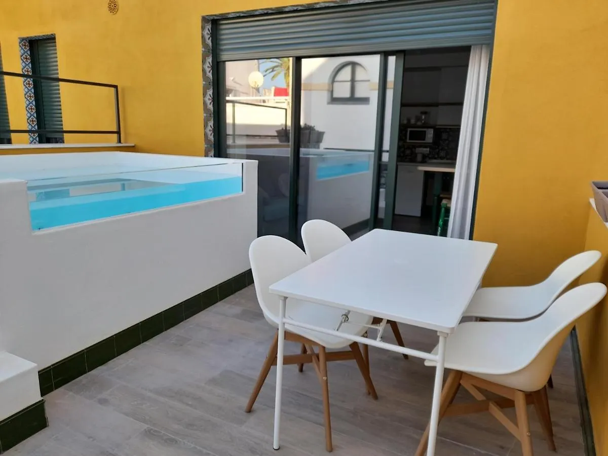 Wello Apartments Sevilla 0*, 세비야